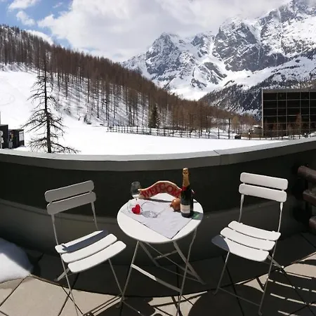 Cervinia - Matterhorn Apartmanhotel 5*